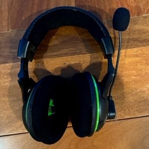 Xbox 360 Turtle Beach wireless head set